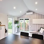 Wohnbox Chaletpark Tiny House Am Bodensee, Rheindelta, Self Check-in