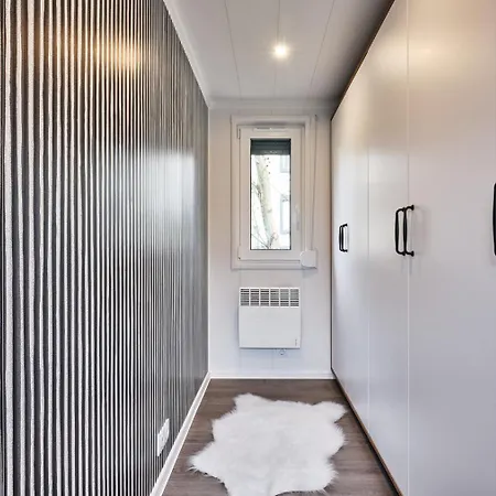 Domek alpejski Wohnbox Chaletpark Fussach