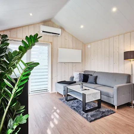 Wohnbox Chaletpark * Fussach